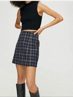Aritzia (Babaton) Plaid Hopper Skirt Size 6
